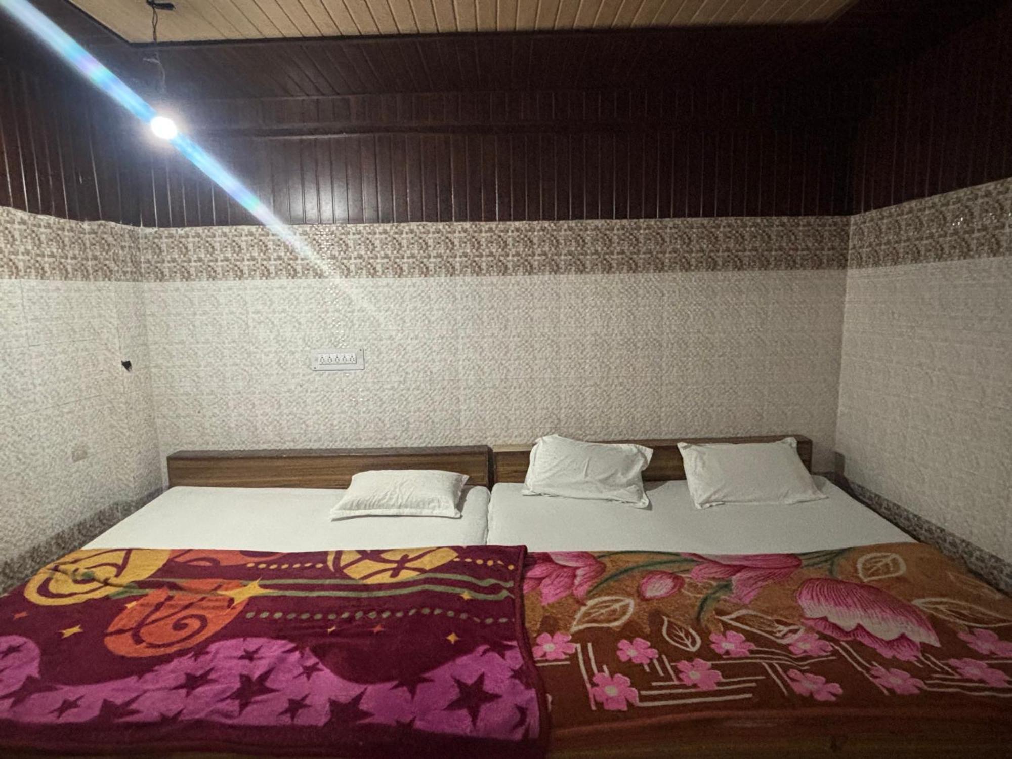 Sgh Guest House Mathura Exterior foto