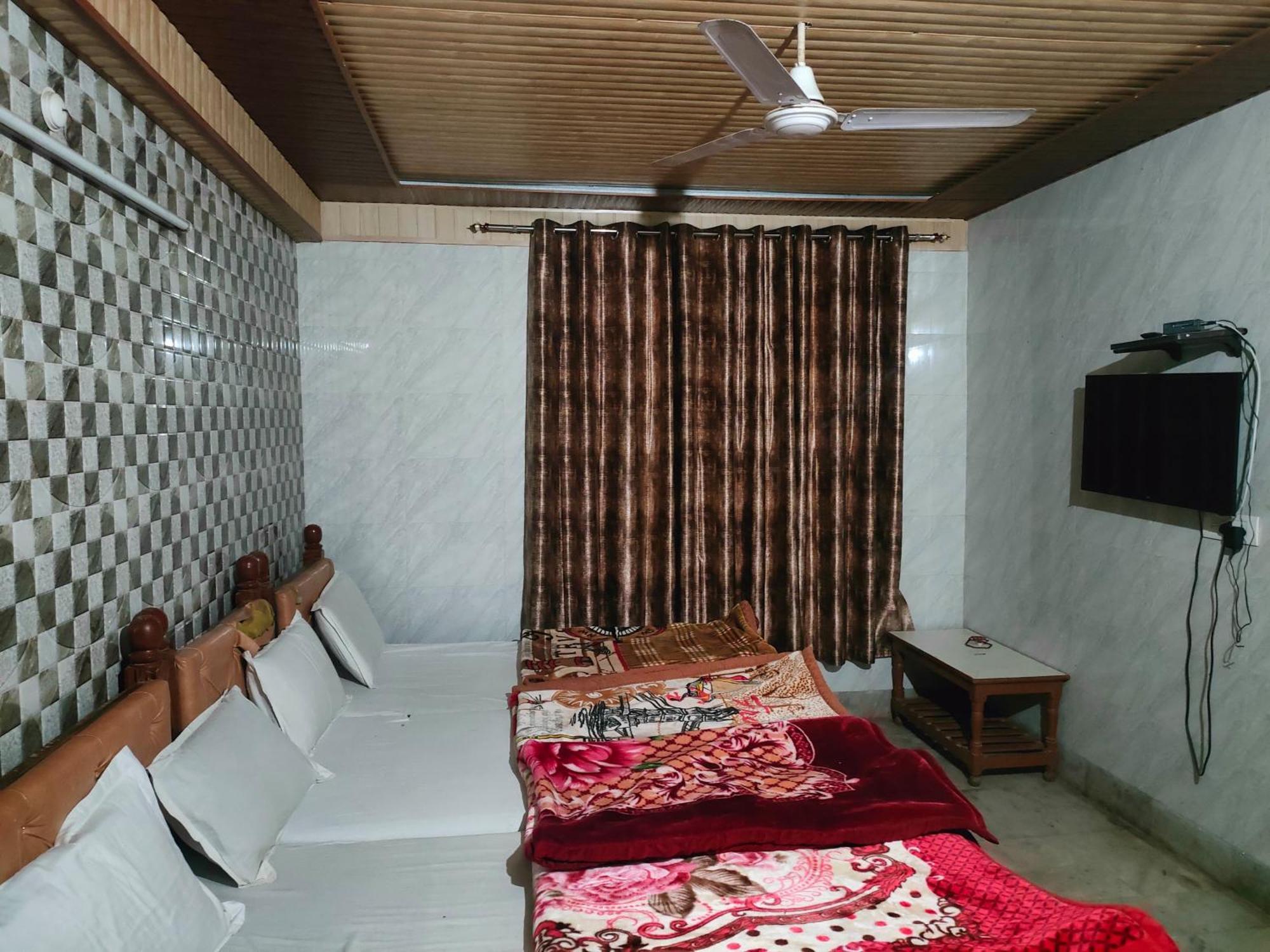 Sgh Guest House Mathura Exterior foto